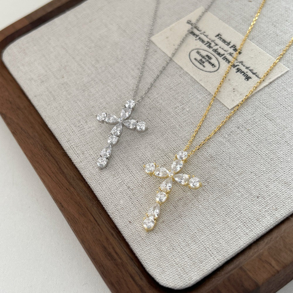D Color Moissanite Cross Necklace for Mom, 925 Silver, 18K Gold Plated